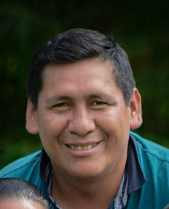 Foto de Padre de Familia Satisfecho